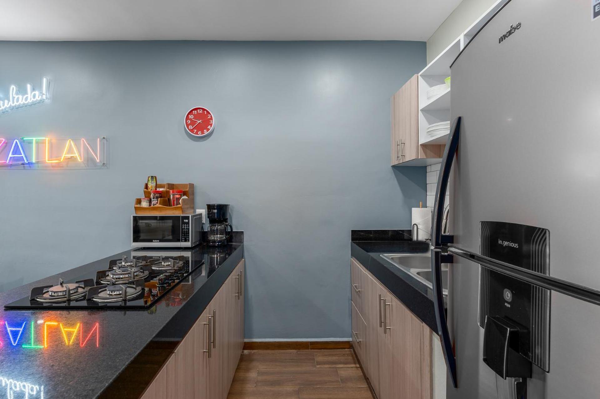 New & Comfy, 5 Star Area, Walk 2 Beach, Pool, Views, King Bed Mazatlan Exterior photo