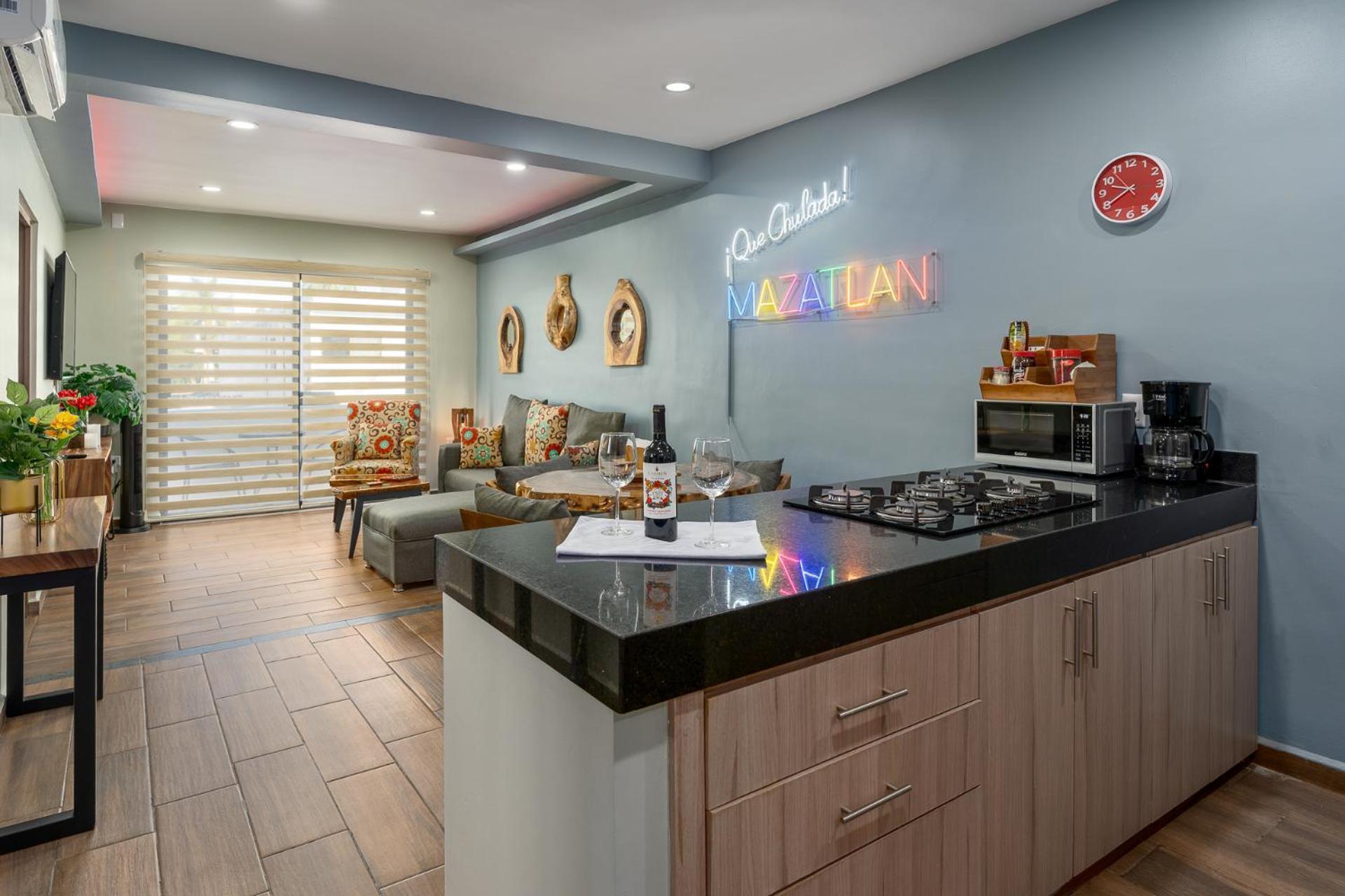 New & Comfy, 5 Star Area, Walk 2 Beach, Pool, Views, King Bed Mazatlan Exterior photo