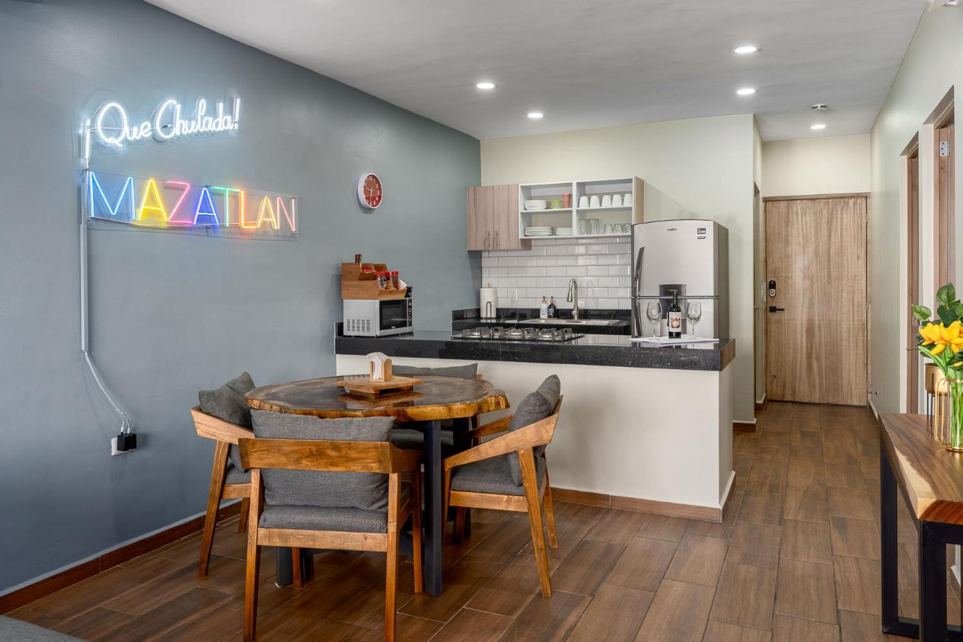 New & Comfy, 5 Star Area, Walk 2 Beach, Pool, Views, King Bed Mazatlan Exterior photo